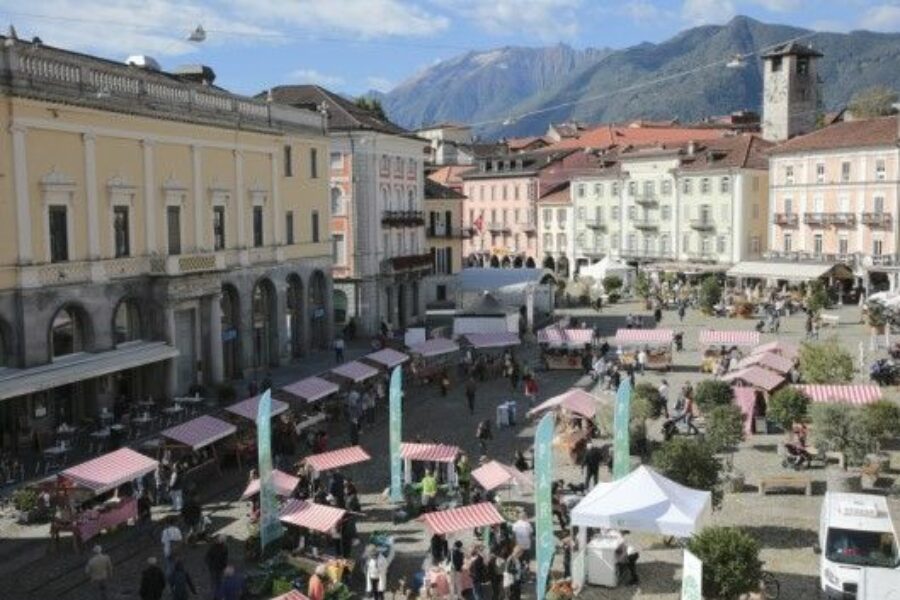 28.09 – mercato dei prodotti locali